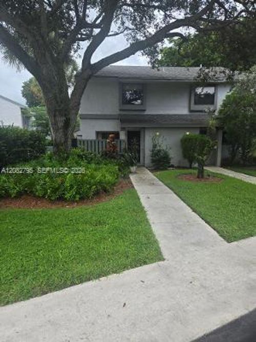 2401-3313 Carambola Cir S, Coconut Creek, FL, 33066-2116 | Card Image