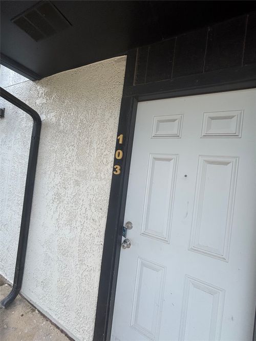 317-103-301 Rolston Rd, Irving, TX, 75060-2400 | Card Image