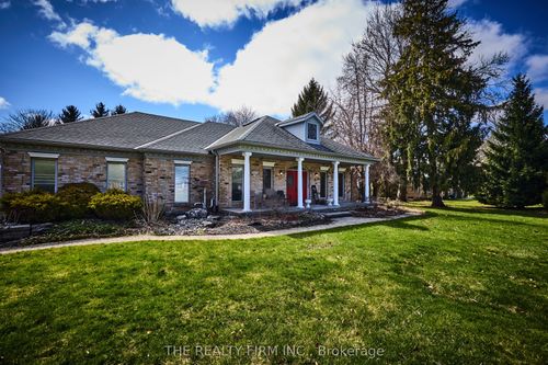 10308 Greenpark Rd, Saint Thomas, ON, N5P3T2 | Card Image