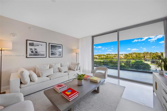 UNIT-305 - 10201 Collins Ave, Condo with 2 bedrooms, 3 bathrooms and null parking in Bal Harbour FL | Image 5