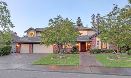9065 Approach Ct, Fair Oaks, CA, 95628-8111 | Card Image