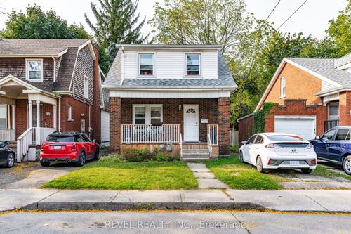 33 Cline Ave N, Hamilton, ON, L8S3Z3 | Card Image