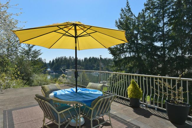 13214 Sex W'amin Street, House other with 2 bedrooms, 1 bathrooms and 4 parking in Garden Bay BC | Image 19