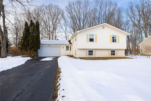 439 Tara Lane, Webster, NY, 14580 | Card Image