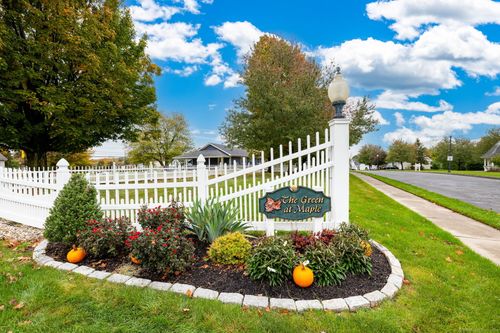 41-41 Maxwell Dr, Rocky Hill, CT, 06067-1198 | Card Image