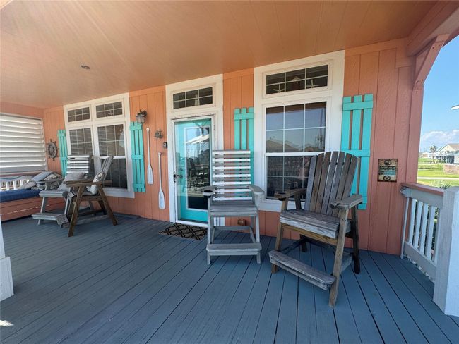 2021 Vista Dr, House other with 2 bedrooms, 2 bathrooms and 3 parking in Crystal Beach TX | Image 5