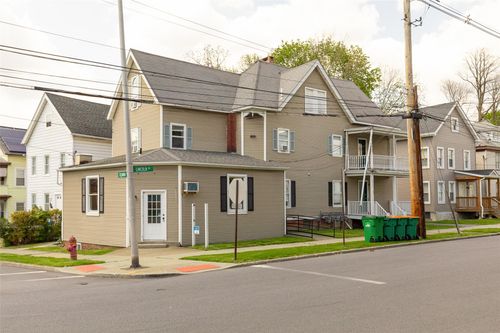 48 Columbia St, Poughkeepsie, NY, 12601-3989 | Card Image
