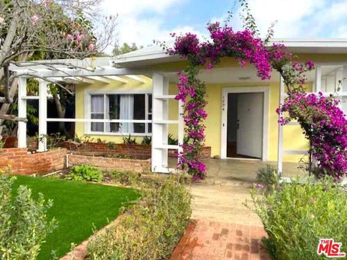 1204 Hilldale Ave, West Hollywood, CA, 90069 | Card Image