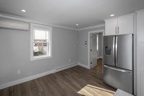 37-5-37 New York Ave, Huntington, NY, 11743-3472 | Card Image