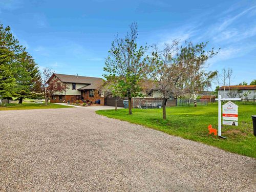 102 Broken Circle Dr, Evanston, WY, 82930-4748 | Card Image