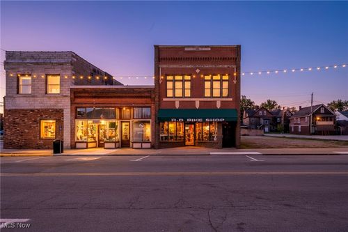 128 2nd St Nw, Barberton, OH, 44203-2542 | Card Image