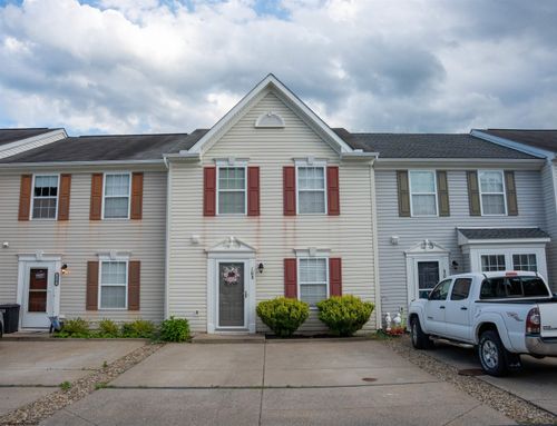 108 Park Place Dr, Morgantown, WV, 26508-4521 | Card Image