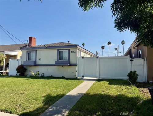 1742 N Marine, Wilmington, CA, 90744 | Card Image