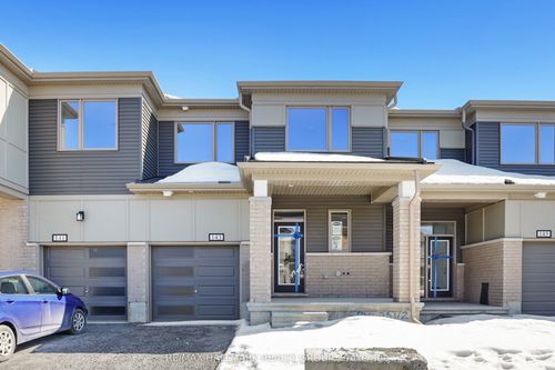 143 Yearling Cir, Richmond, ON, K0A2Z0 | Card Image