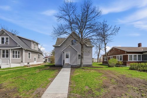 120 Prairie Ave S, Brooten, MN, 56316-4656 | Card Image