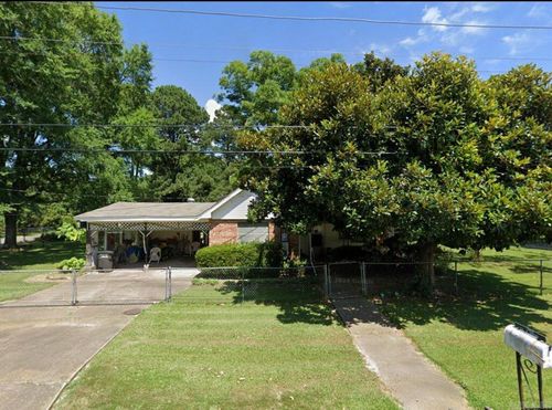 524 Southeastern Ave, Jacksonville, AR, 72076-5263 | Card Image