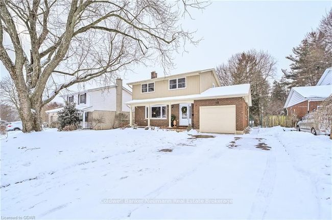 18 Crestwood Dr, House other with 3 bedrooms, 2 bathrooms and 4 parking in Cambridge ON | Image 5