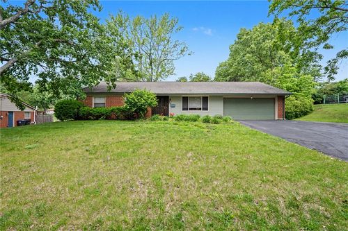 125 Boyce Road, Centerville, OH, 45458 | Card Image
