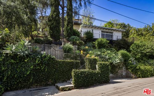 631 Cross Ave, Los Angeles, CA, 90065 | Card Image