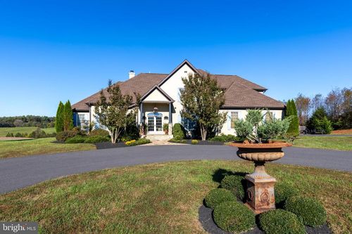 8256 Rapidan Rd, RAPIDAN, VA, 22733-9533 | Card Image
