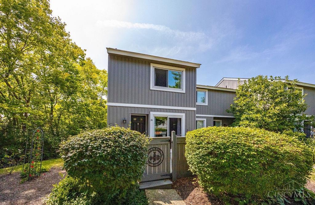 Twin Lakes Dr, Fairfield, OH 45014