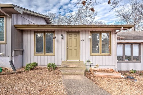 32 Mellor Ln, Bella Vista, AR, 72715-8139 | Card Image