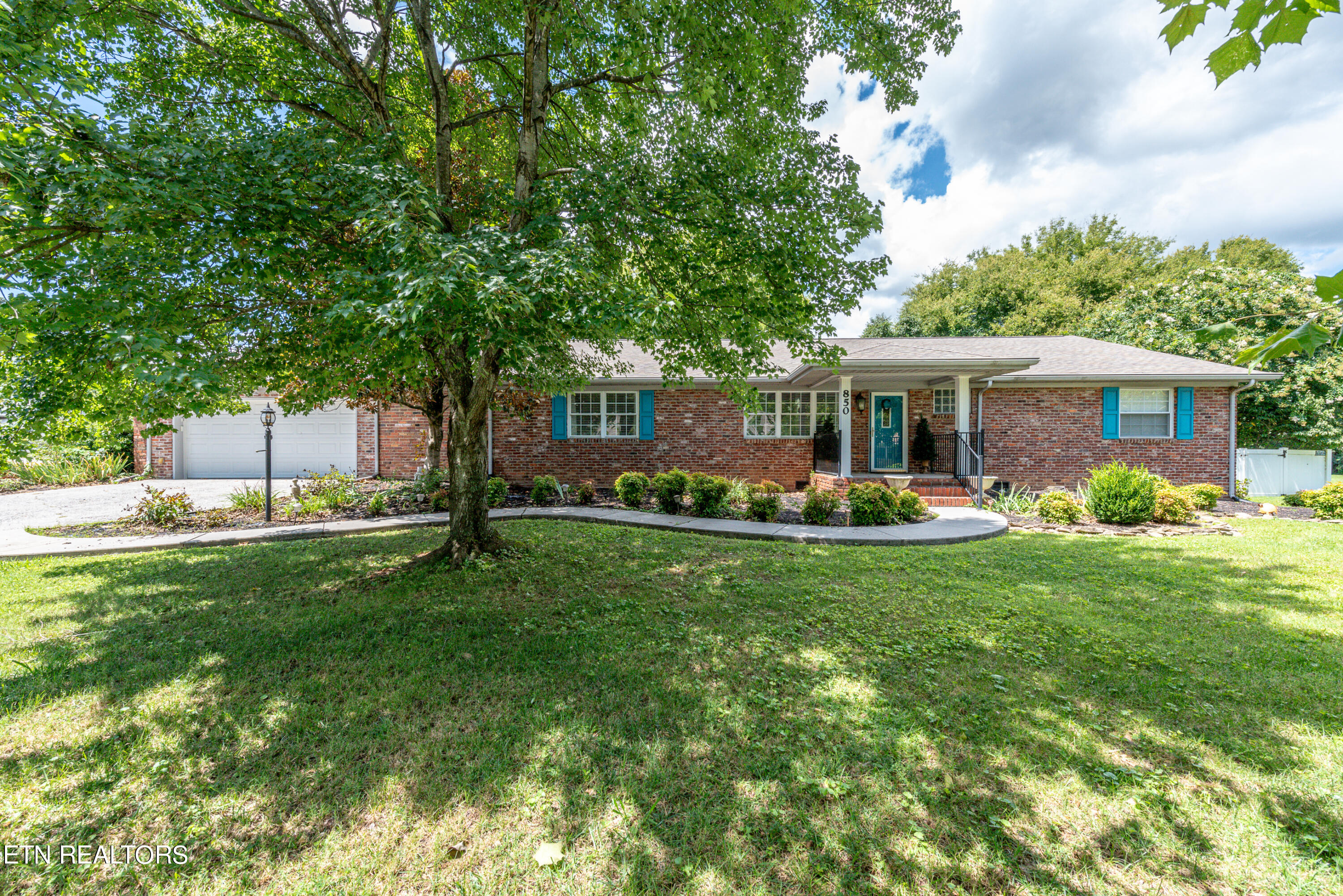 Hamilton St, Alcoa, TN 37701