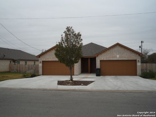 210 Stone Gate Dr, New Braunfels, TX, 78130-2486 | Card Image