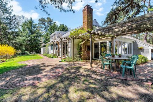 20 Bantry Ln, Brewster, MA, 02631-1352 | Card Image