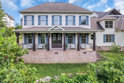 586 Kestrel Ln, Chattanooga, TN, 37419-4401 | Card Image