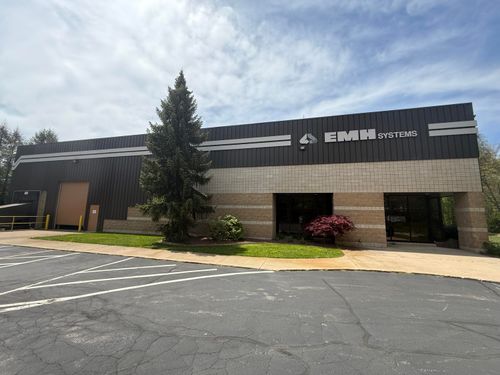 6189 Blue Star Hwy, Saugatuck, MI, 49453-9695 | Card Image