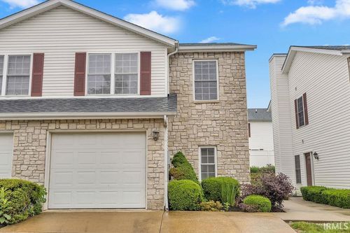 3504 S Oaklawn Cir, Bloomington, IN, 47401-8560 | Card Image