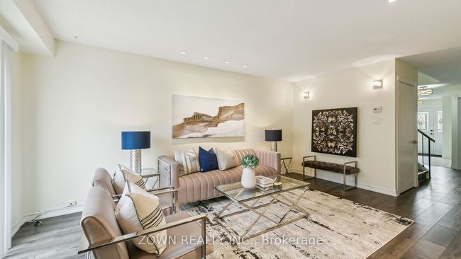 33 Dafoe Cres, House other with 6 bedrooms, 4 bathrooms and 2 parking in Brampton ON | Image 17