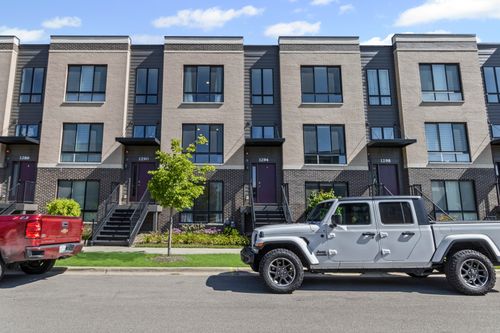 1294 Catalina Ct, Schaumburg, IL, 60173-5653 | Card Image