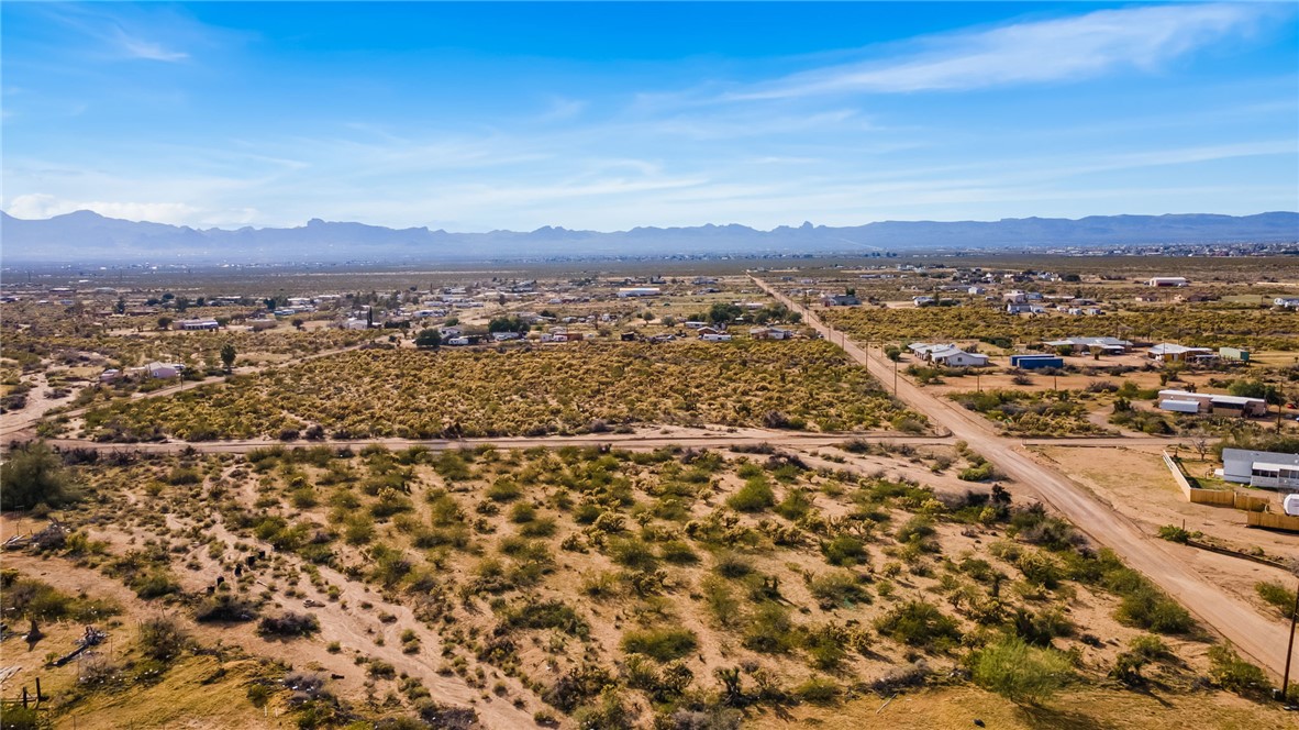 Land in Golden Valley 2