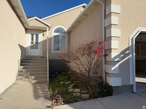 178 Greystone Way, Tooele, UT, 84074-4008 | Card Image
