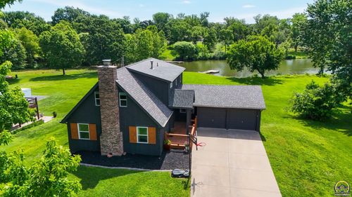 18629 Linwood Rd, Linwood, KS, 66052-4530 | Card Image