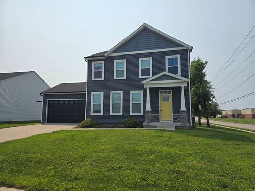 600 17th Ave, Silvis, IL, 61282-2037 | Card Image