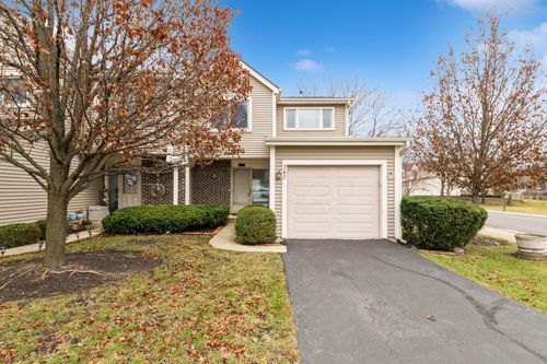 340 E Forest Knoll Drive, Palatine, IL, 60074 | Card Image