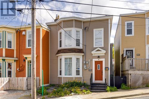 171 Pleasant St, St. John's, NL, A1E1M2 | Card Image