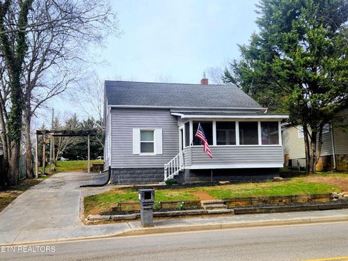 241 Boardman Ave, Maryville, TN, 37803-6062 | Card Image