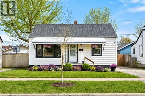 1522 Westcott Rd, Windsor, ON, N8Y4C6 | Card Image