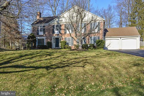 10121 Donegal Ct, POTOMAC, MD, 20854-4340 | Card Image