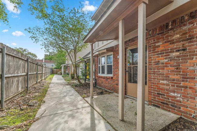 4151 Jefferson Woods Dr, Townhouse with 2 bedrooms, 2 bathrooms and 2 parking in Baton Rouge LA | Image 15