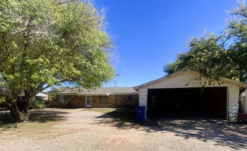 200 N Hilmar Street, Weinert, TX, 76388 | Card Image