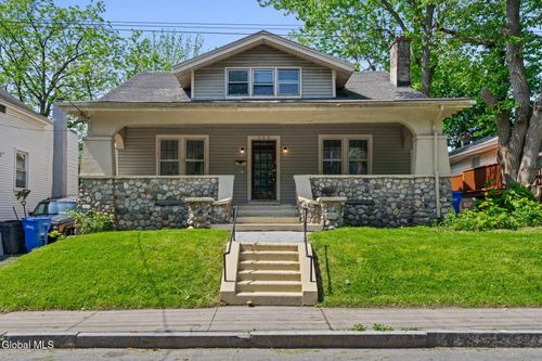 640 Park Avenue, Albany, NY, 12208 | Card Image