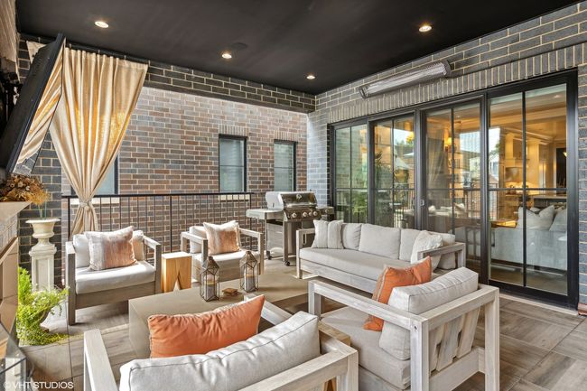 2 - 2633 N Mildred Ave, Condo with 4 bedrooms, 3 bathrooms and 1 parking in CHICAGO IL | Image 16