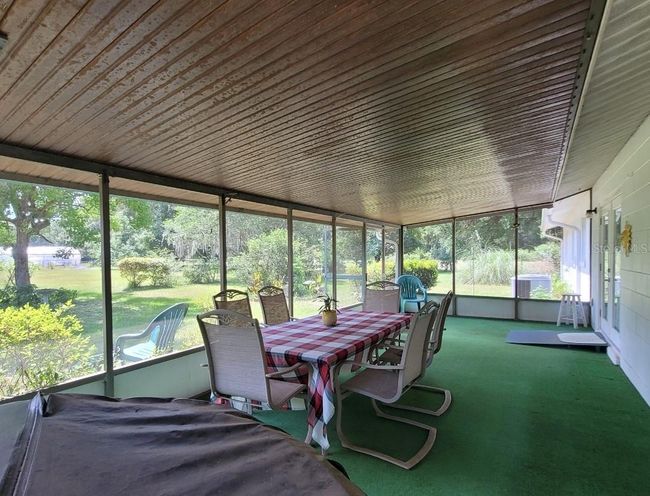 13385 Ne 10 Th Ct, House other with 3 bedrooms, 2 bathrooms and null parking in CITRA FL | Image 9
