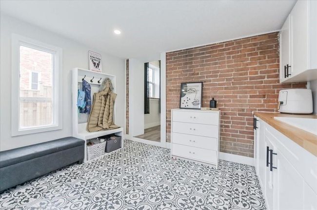 281 Smith St, House other with 3 bedrooms, 3 bathrooms and 9 parking in Arthur ON | Image 26
