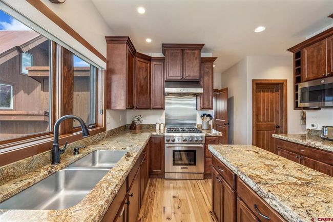 32 Cinnamon Mountain Rd, House other with 6 bedrooms, 6 bathrooms and null parking in Crested Butte CO | Image 15
